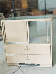 showcase cabinet